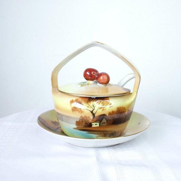• the vintage Noritake sugar bowl